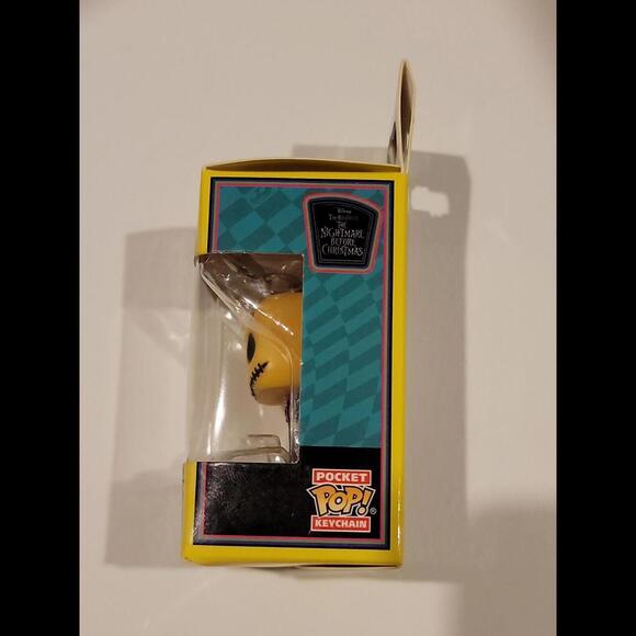 The Nightmare Before Christmas Jack Skellington Blacklight Pocket Pop! Key Chain - Picture 4 of 9